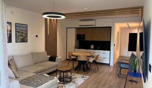 One-Bedroom Apartment with Terrace