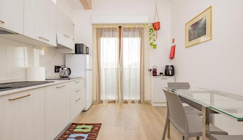 One-bedroom Loft Apartment 