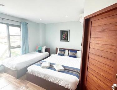 Triple Room with City View