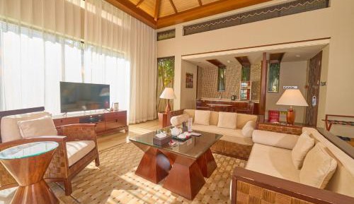 One-Bedroom Honeymoon Villa with Private Pool (Complimentary Once afternoon tea for 2 people + Honeymoon set up)