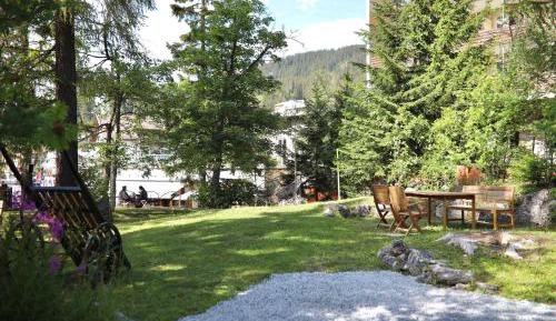 2 Room Holiday Home