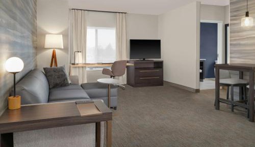 One-Bedroom King Suite with Sofa Bed 