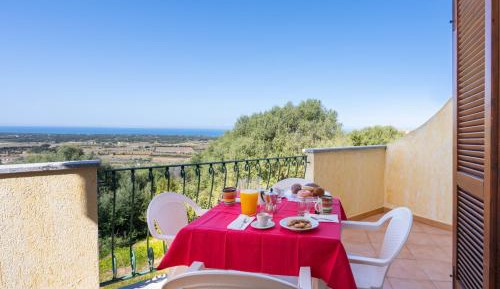 Two-Bedroom Apartment with Sea View