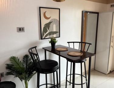 Studio Apartment with Balcony