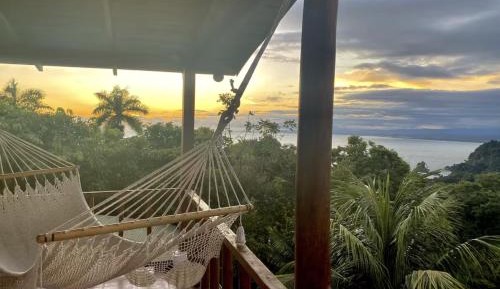 Deluxe Double Room with Balcony and Sea View