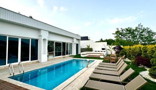 Superior Villa