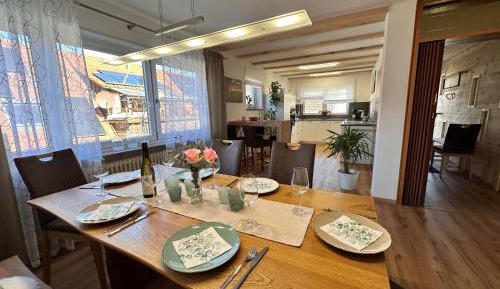 Three-Bedroom Apartment with Bathroom