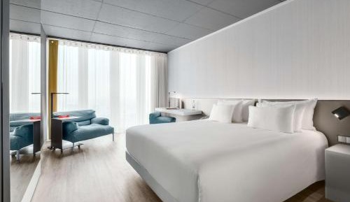 Nhow Premium Room with Sunrise View