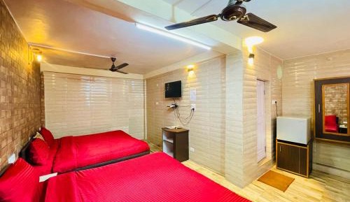 Deluxe Family Suite