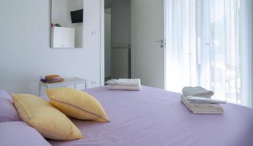 One-Bedroom Apartment with Garden View
