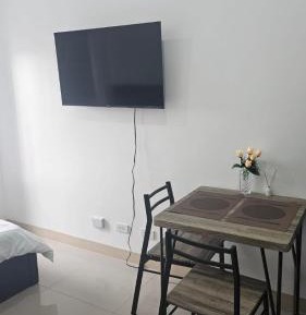 One-Bedroom Apartment with Balcony