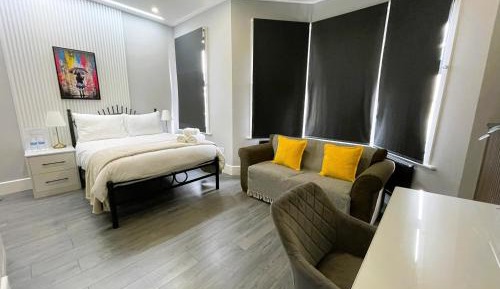 Deluxe Quadruple Room