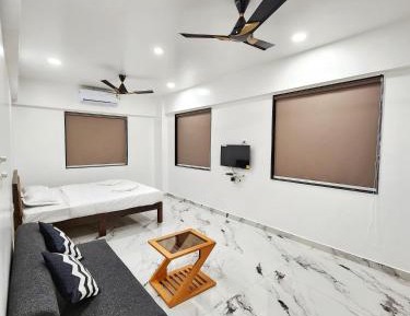 Family Room with Mountain View