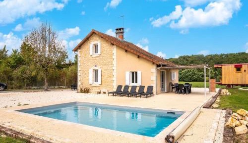 Four-Bedroom Holiday Home