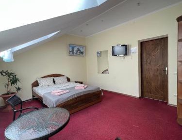 Large Double Room