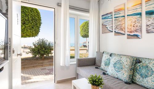 Studio with Sea View