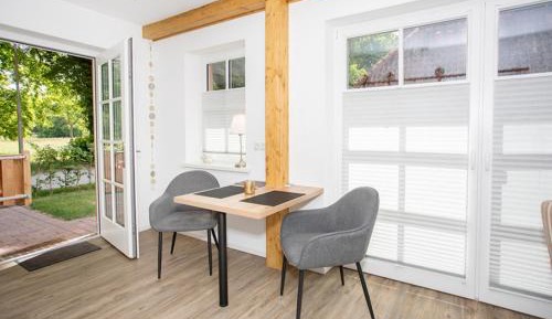 One-Bedroom Apartment with Terrace