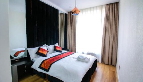 Single Room with Mountain View