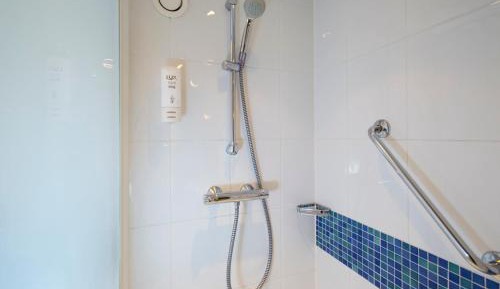 Standard Double Room with Sofa Bed and Free Hot Breakfast