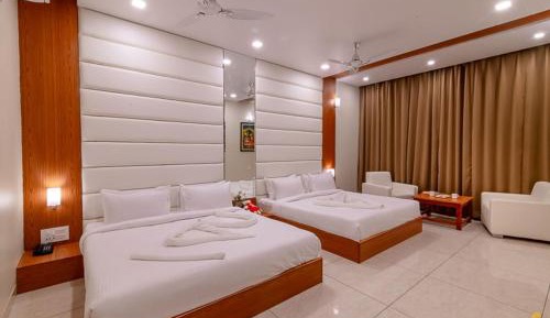 Deluxe Family Room