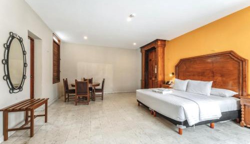 Superior King Suite