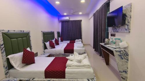 Deluxe Family Room