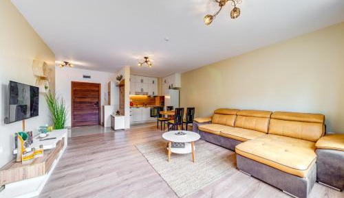 One-Bedroom Apartment with Balcony