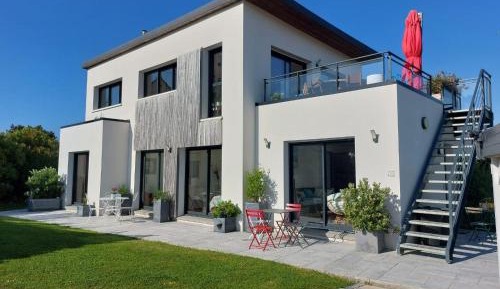 Villa with Sea View