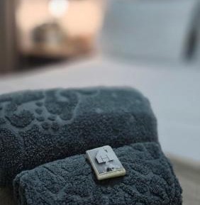 Standard Double Room with Shared Bathroom