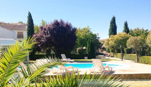 One-Bedroom Apartment (2 Adults)