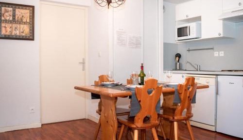 Apartment (6 Adults)