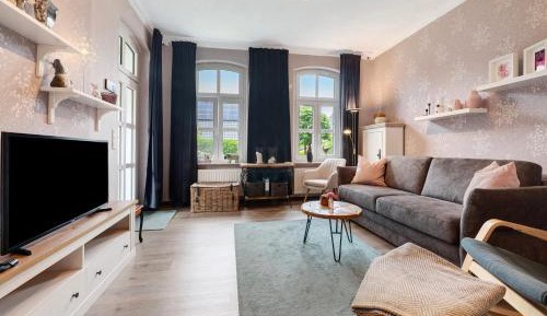 Superior One-Bedroom Apartment