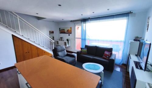 Apartment with Mountain View