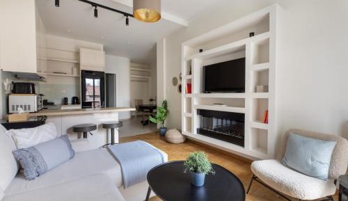 Two-Bedroom Apartment with Balcony