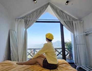 Double Room with Mountain View