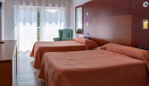 Basic Triple Room