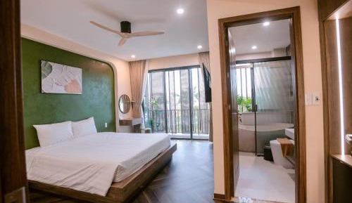 Junior Suite with Balcony