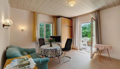 Superior One-Bedroom Apartment with Balcony