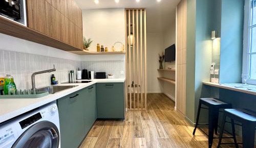 One-Bedroom Apartment