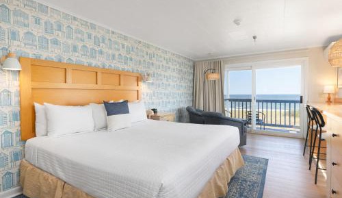 Oceanfront King Studio