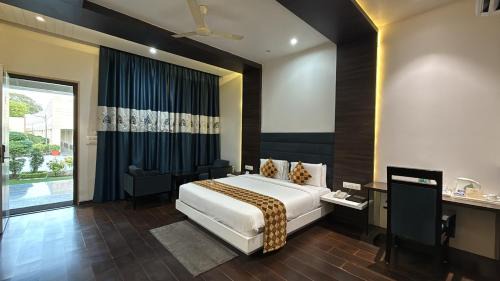 Premium Suite