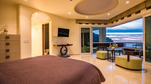Junior Suite with Private Pool