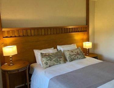 Bungalow (2 Adults)