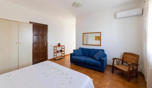 Double or Twin Room with Sea View