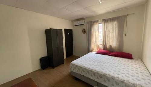 Apartment with Pool View 