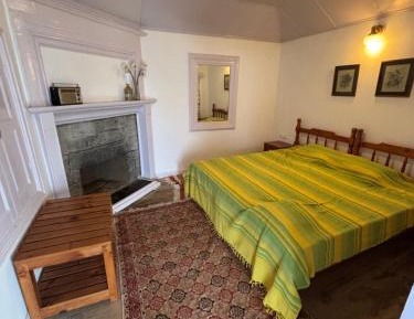 Double Room with Shared Toilet
