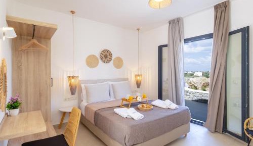 Double or Twin Room with Side Sea View