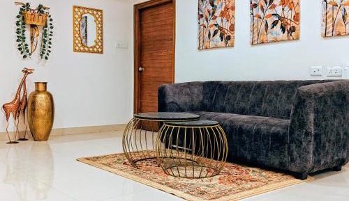 Three-Bedroom Apartment with Balcony