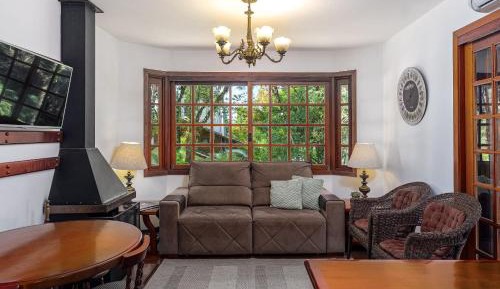 Villa with Garden View