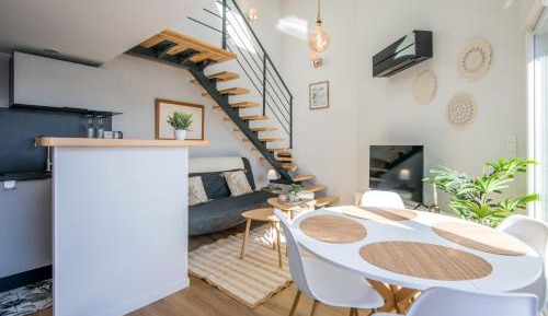 One-Bedroom Apartment with Terrace